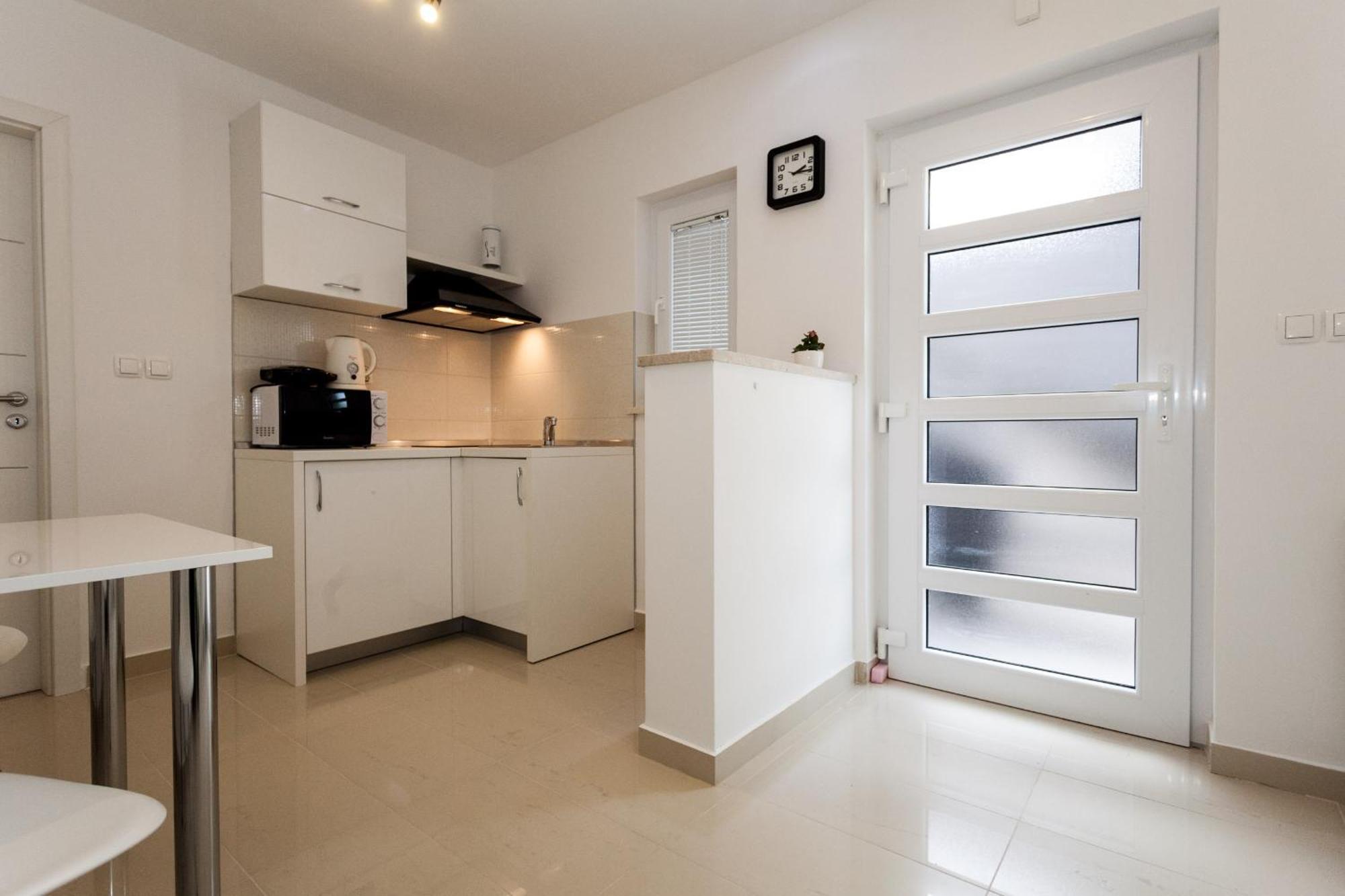 Beach Apartments Rafael زادار الغرفة الصورة
