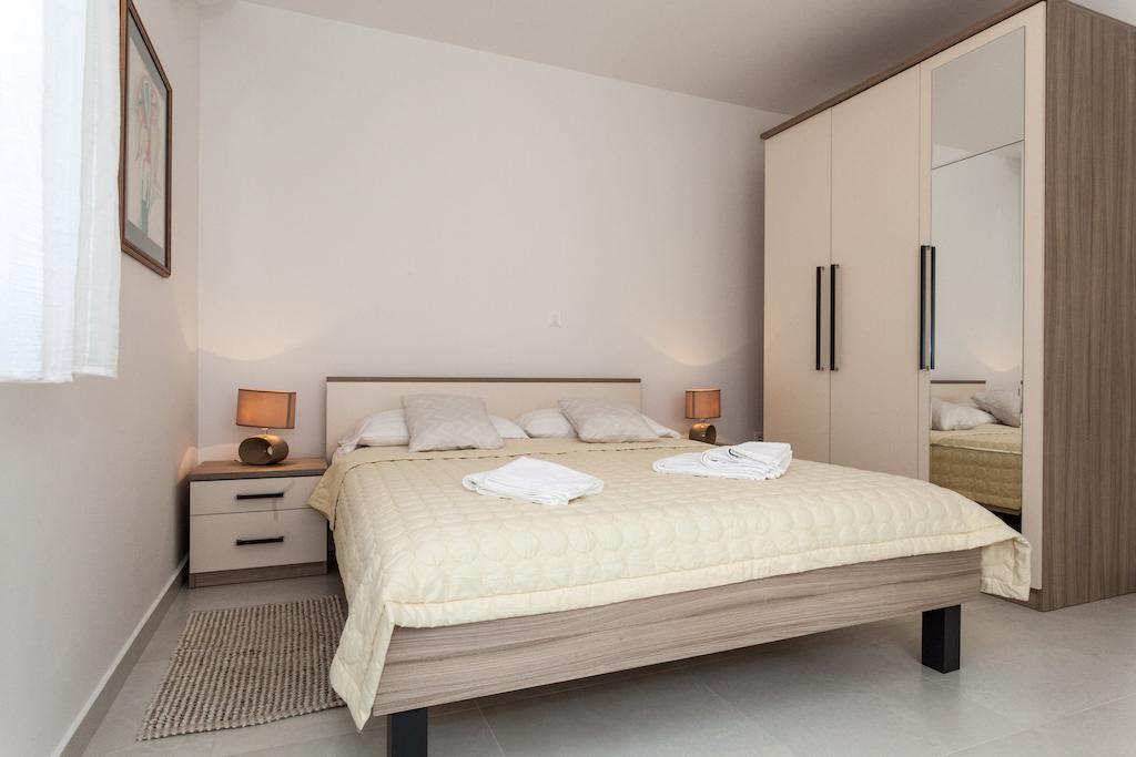 Beach Apartments Rafael زادار الغرفة الصورة