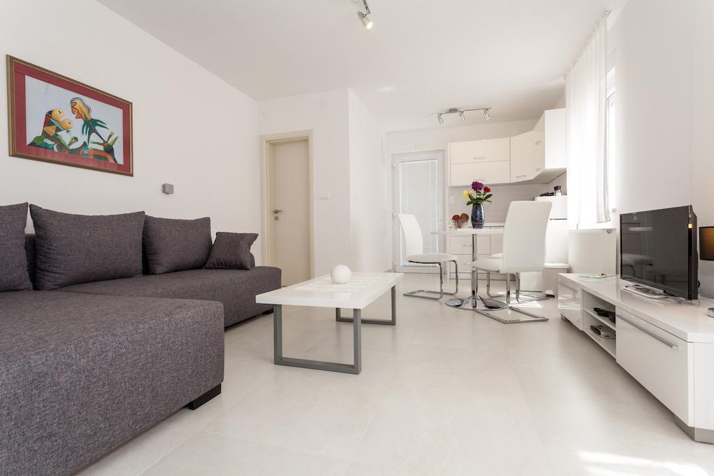 Beach Apartments Rafael زادار الغرفة الصورة