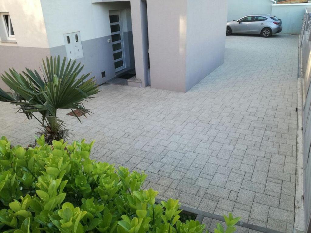 Beach Apartments Rafael زادار المظهر الخارجي الصورة