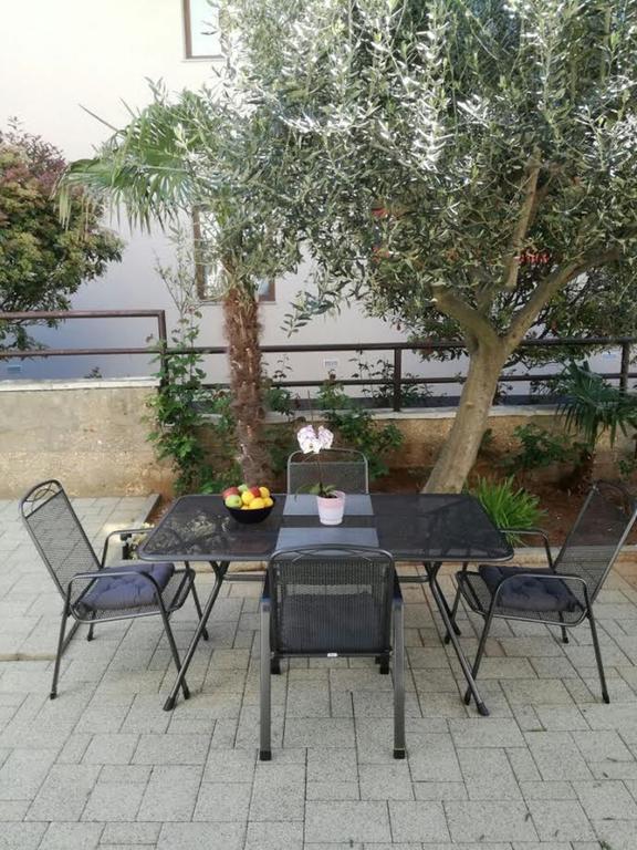 Beach Apartments Rafael زادار المظهر الخارجي الصورة
