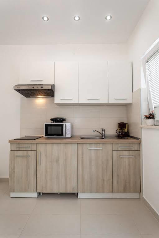 Beach Apartments Rafael زادار المظهر الخارجي الصورة